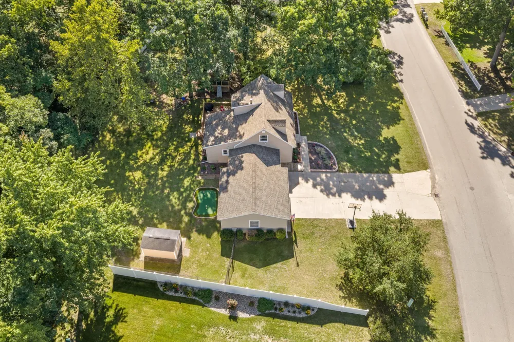 10702 Settlewood Drive SE Lowell, MI 49331