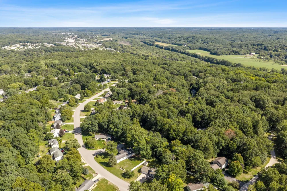 10702 Settlewood Drive SE Lowell, MI 49331