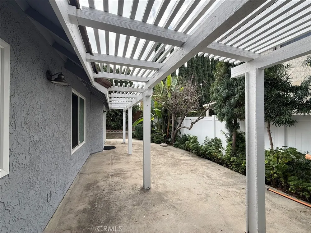 5 Duane Irvine, CA 92620