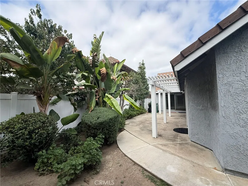 5 Duane Irvine, CA 92620