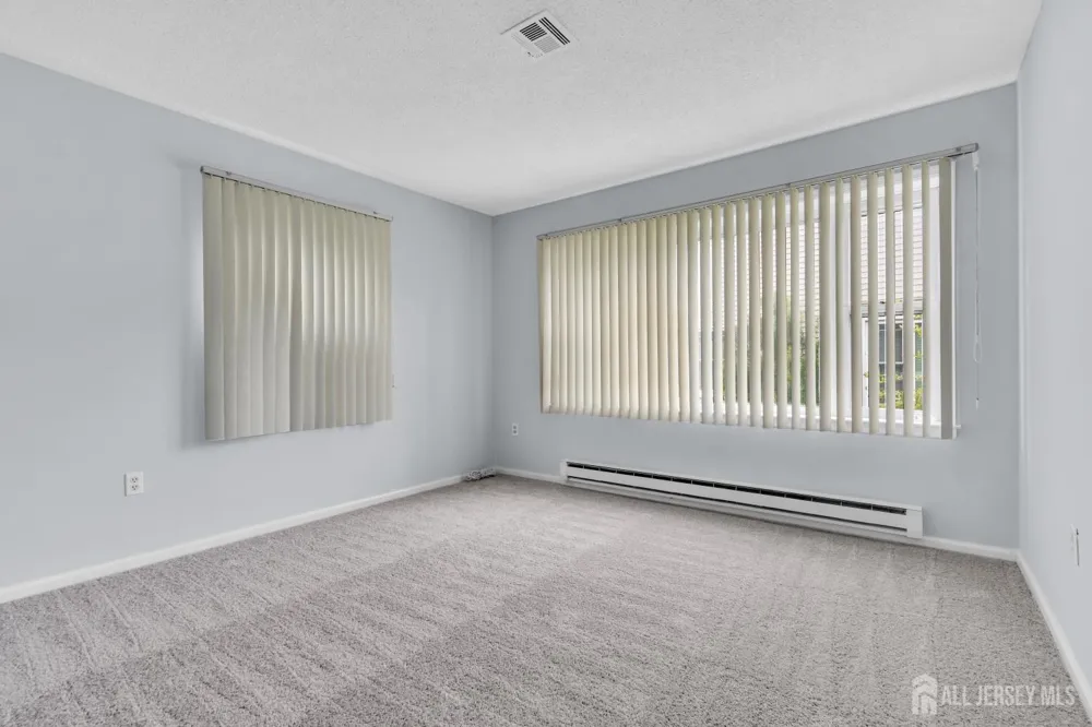452-A Roxbury Lane Monroe, NJ 08831
