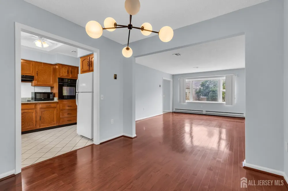 452-A Roxbury Lane Monroe, NJ 08831