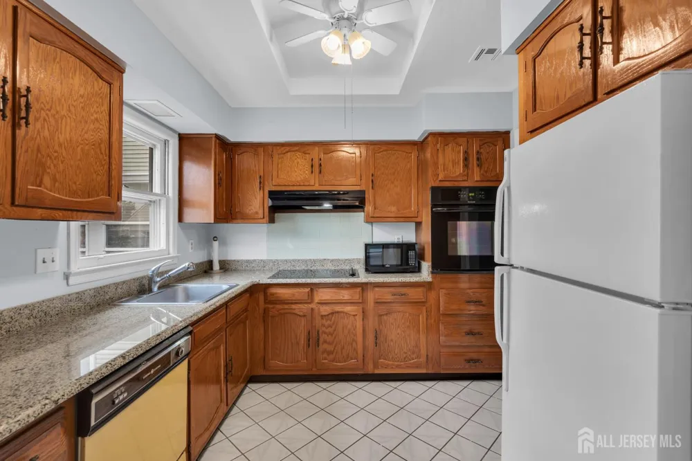 452-A Roxbury Lane Monroe, NJ 08831