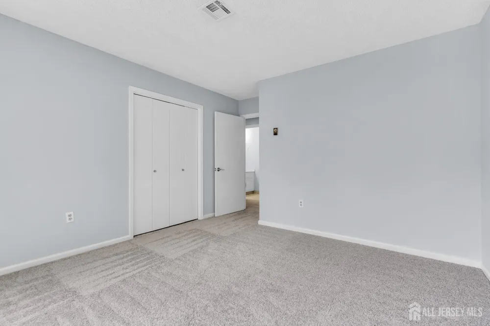 452-A Roxbury Lane Monroe, NJ 08831