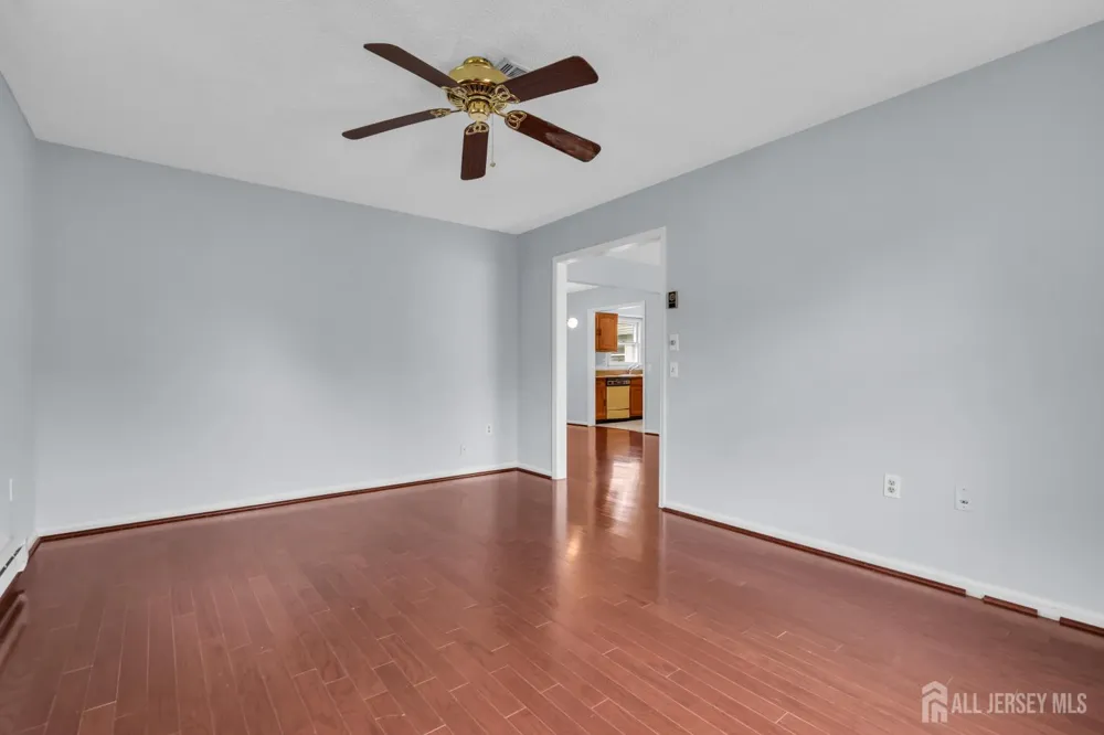 452-A Roxbury Lane Monroe, NJ 08831