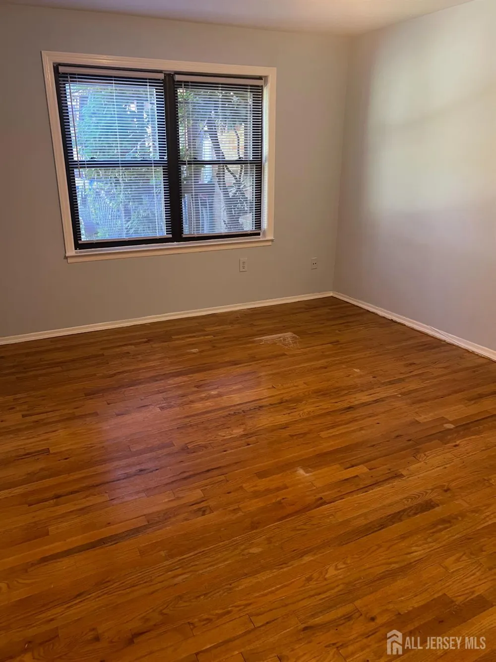 1105 Oaks Boulevard North Brunswick, NJ 08902
