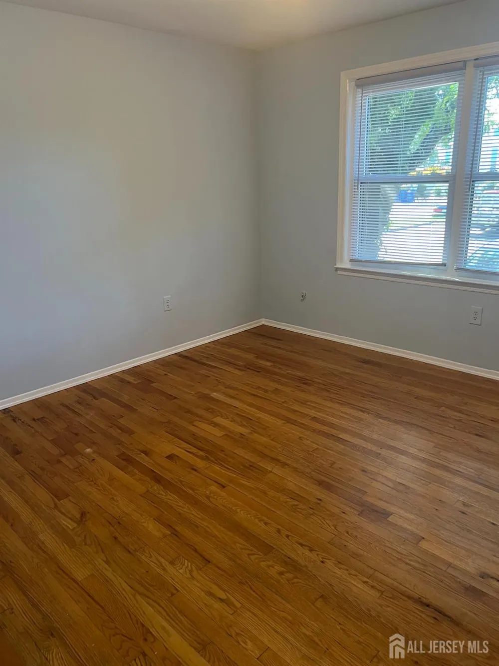 1105 Oaks Boulevard North Brunswick, NJ 08902