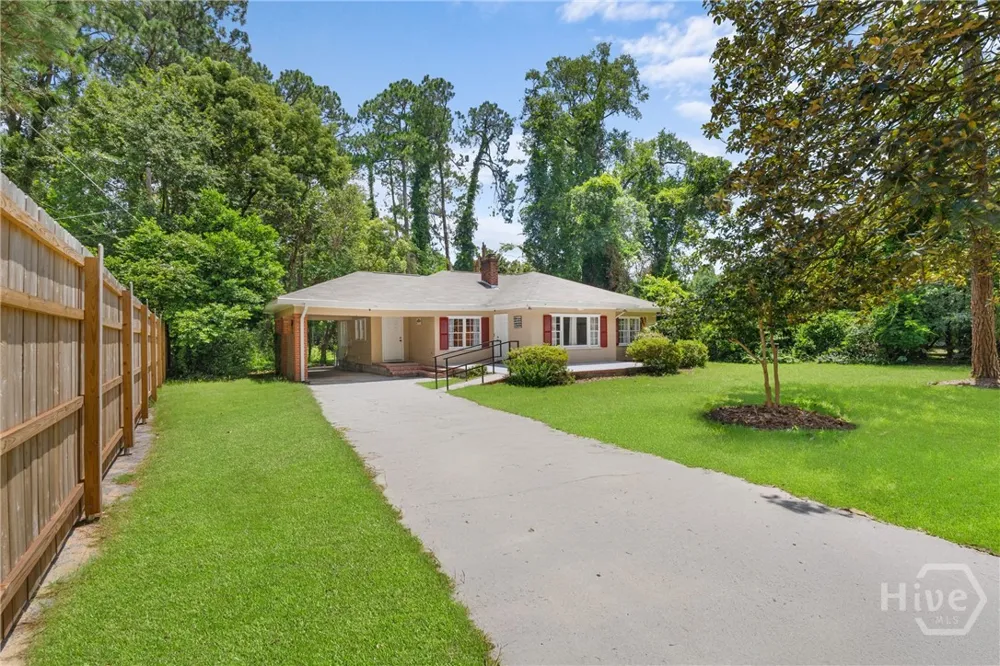 118 Lee Street Statesboro, GA 30458