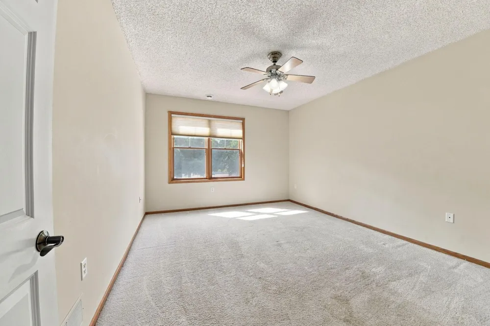 468 Hayes Drive Hastings, MN 55033