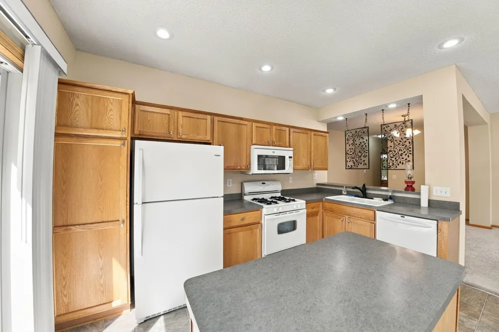468 Hayes Drive Hastings, MN 55033