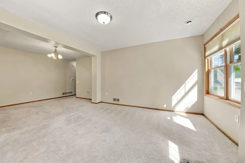 468 Hayes Drive Hastings, MN 55033