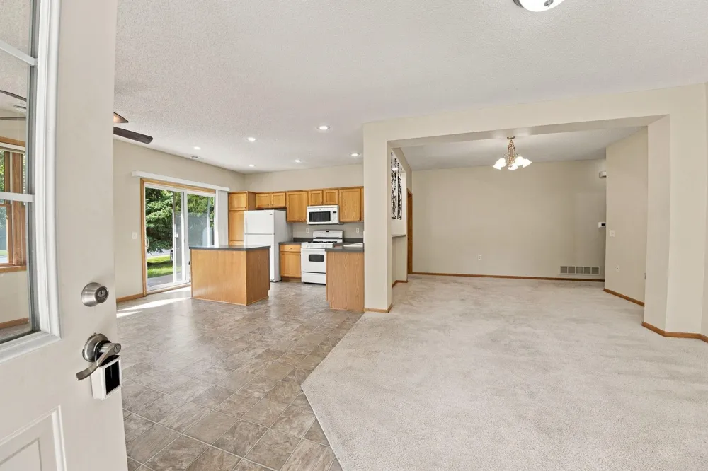 468 Hayes Drive Hastings, MN 55033