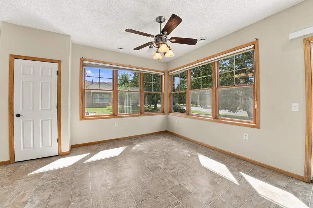 468 Hayes Drive Hastings, MN 55033