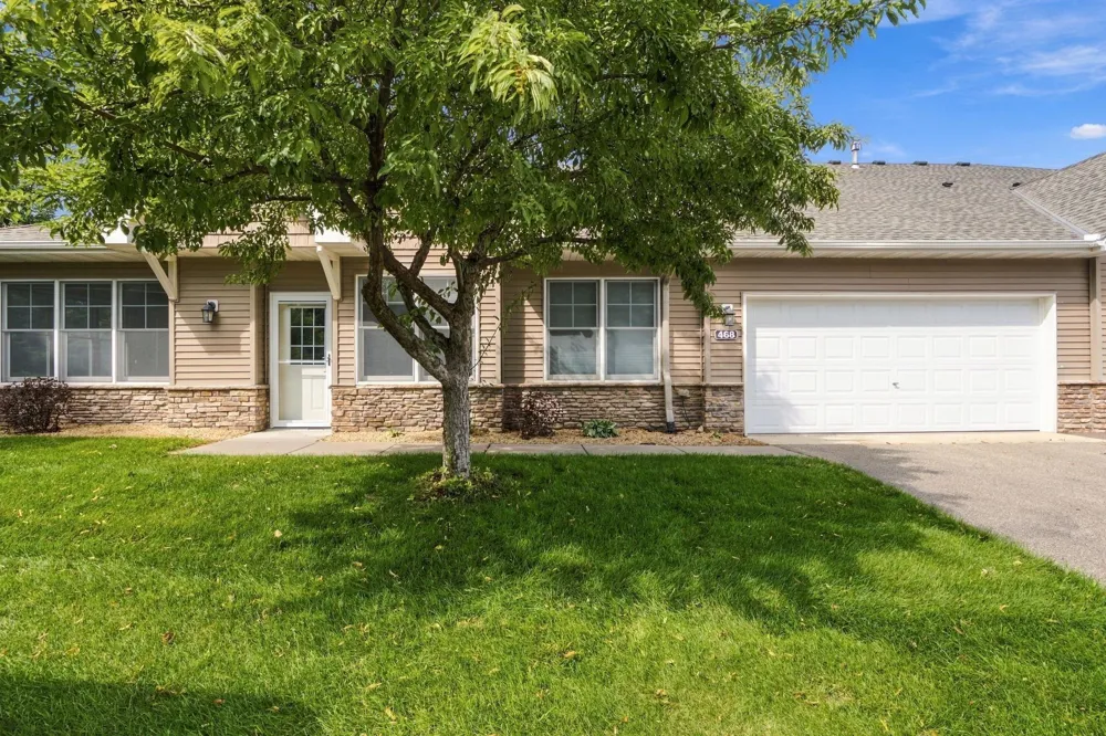 468 Hayes Drive Hastings, MN 55033