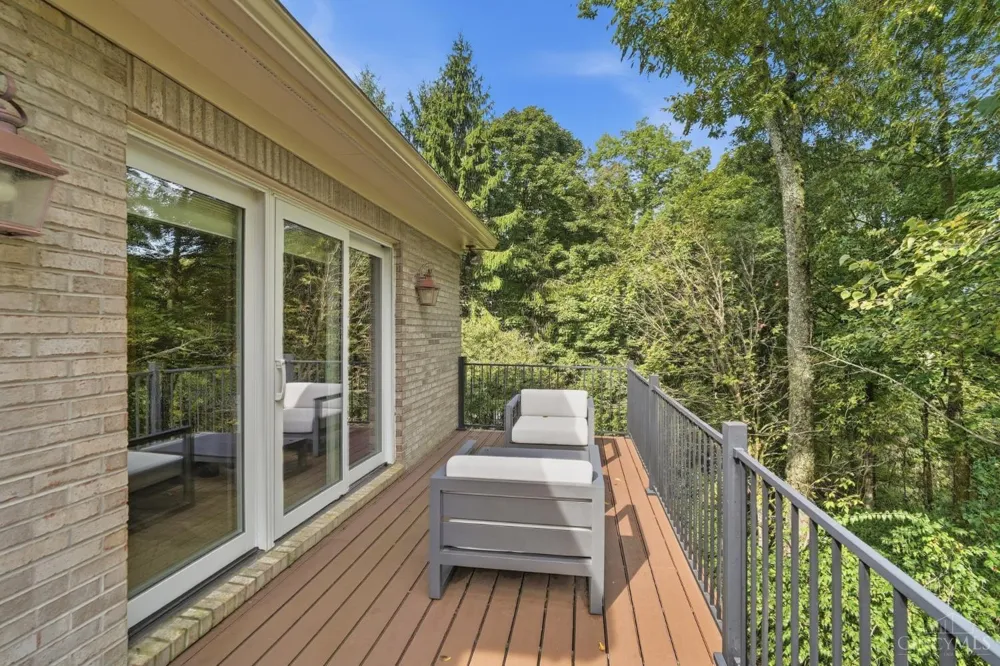 970 River Forest Drive Hamilton, OH 45039