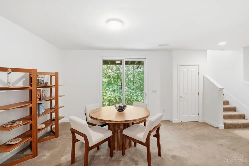 970 River Forest Drive Hamilton, OH 45039