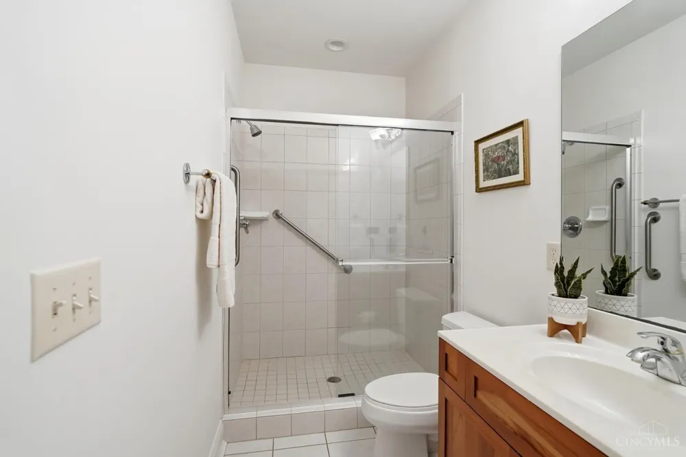 970 River Forest Drive Hamilton, OH 45039