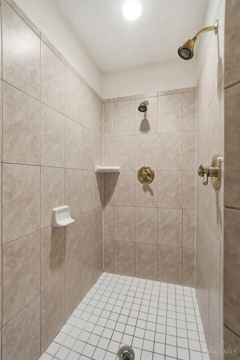 970 River Forest Drive Hamilton, OH 45039