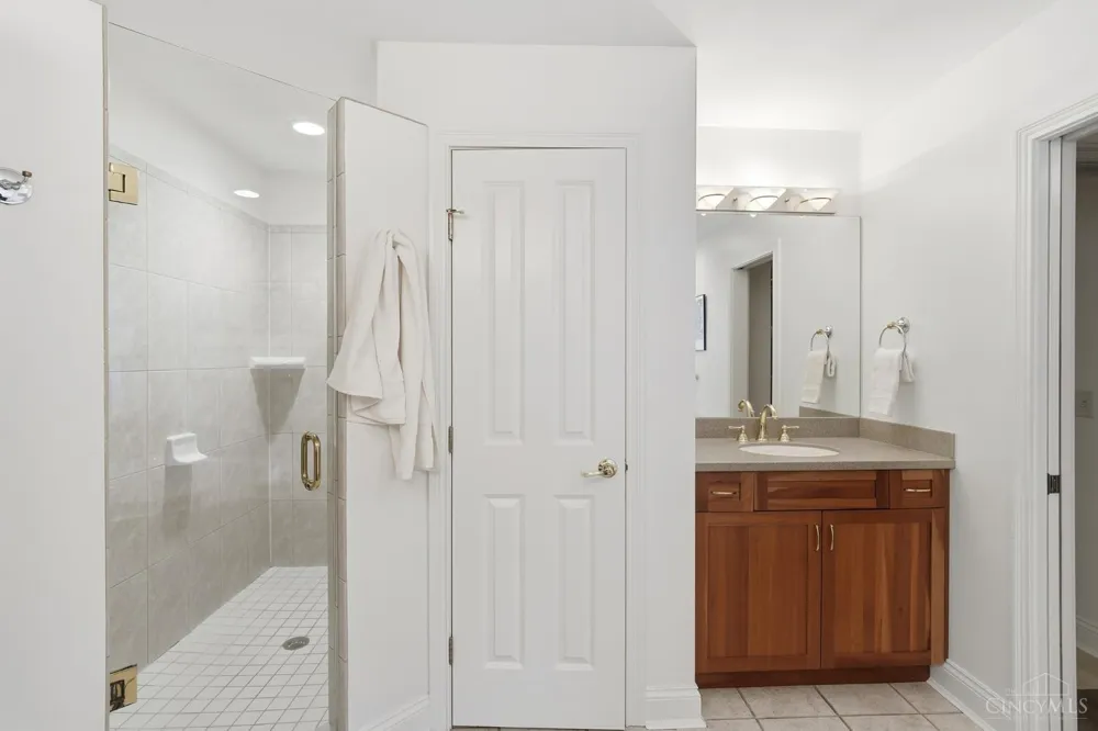 970 River Forest Drive Hamilton, OH 45039