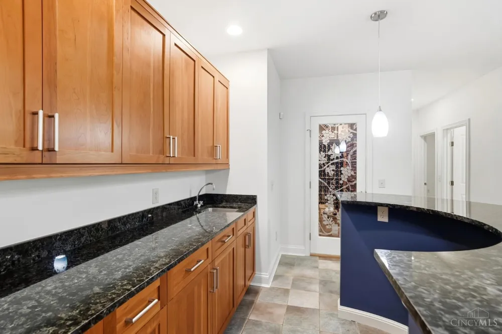 970 River Forest Drive Hamilton, OH 45039
