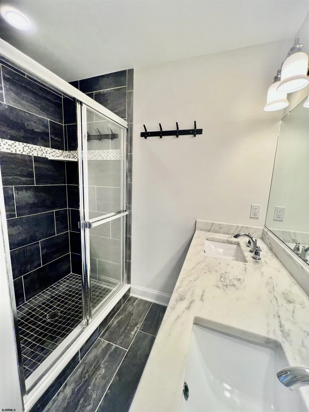 3447 Asbury Ave Ocean City, NJ 08226