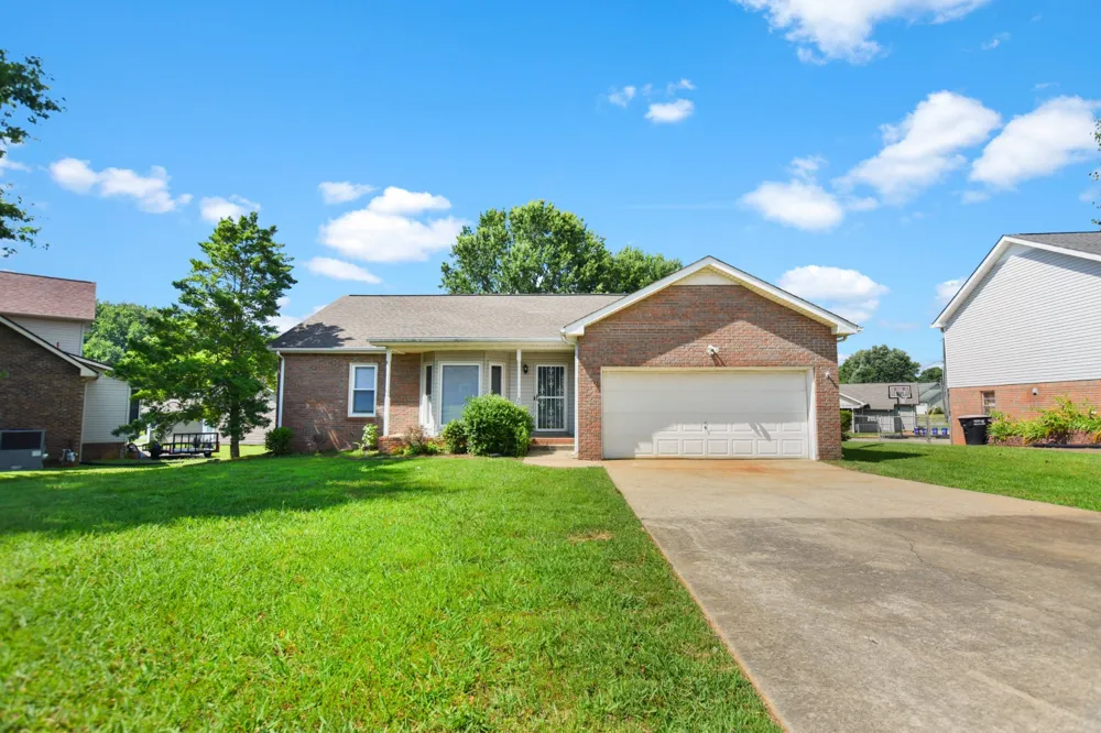 2903 Sarah Beth Court Clarksville, TN 37043