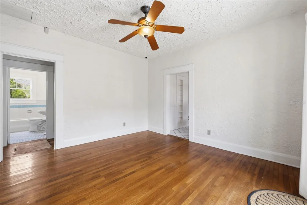 1309 E WILDER AVENUE Tampa, FL 33603
