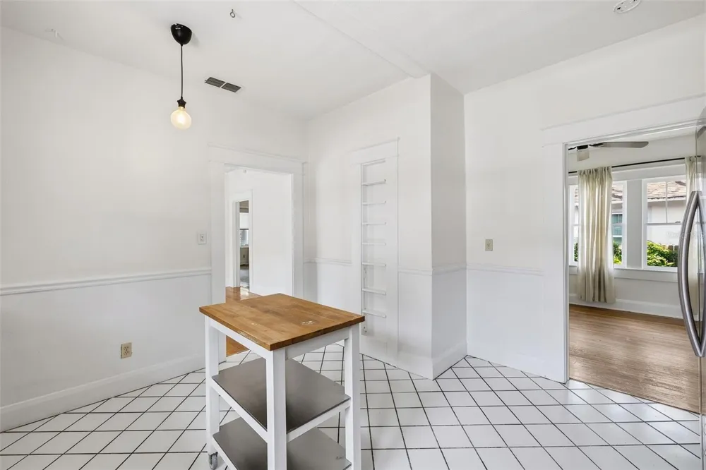 1309 E WILDER AVENUE Tampa, FL 33603