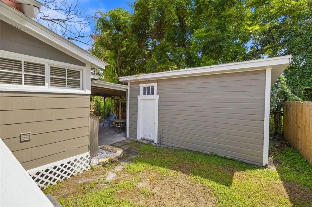 1309 E WILDER AVENUE Tampa, FL 33603
