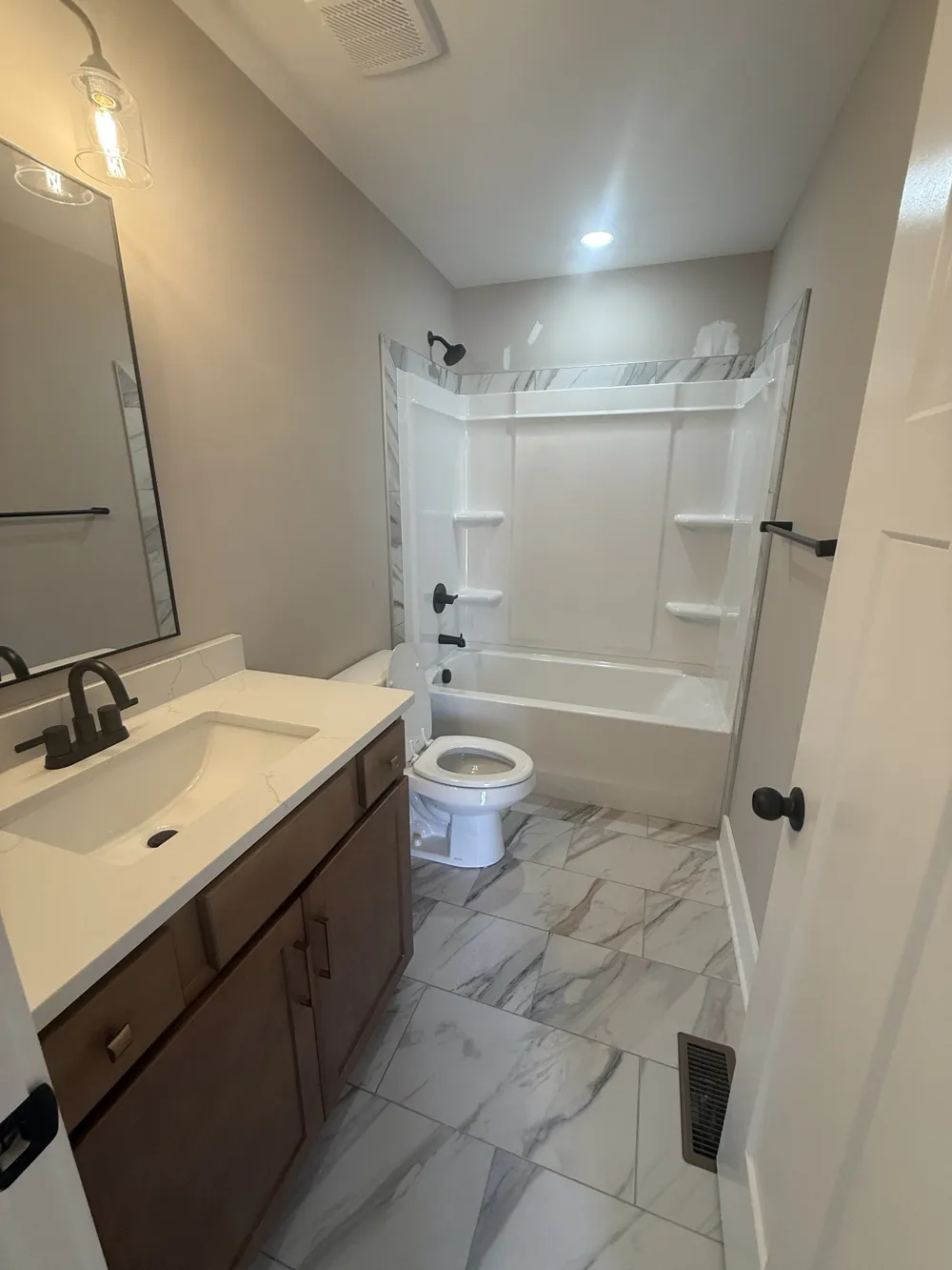347 Hereford Farms Clarksville, TN 37043