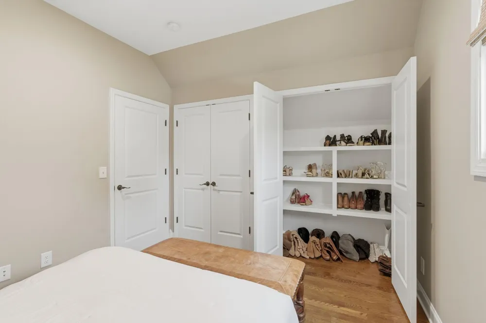 971 Nashs Nook Columbia, TN 38401