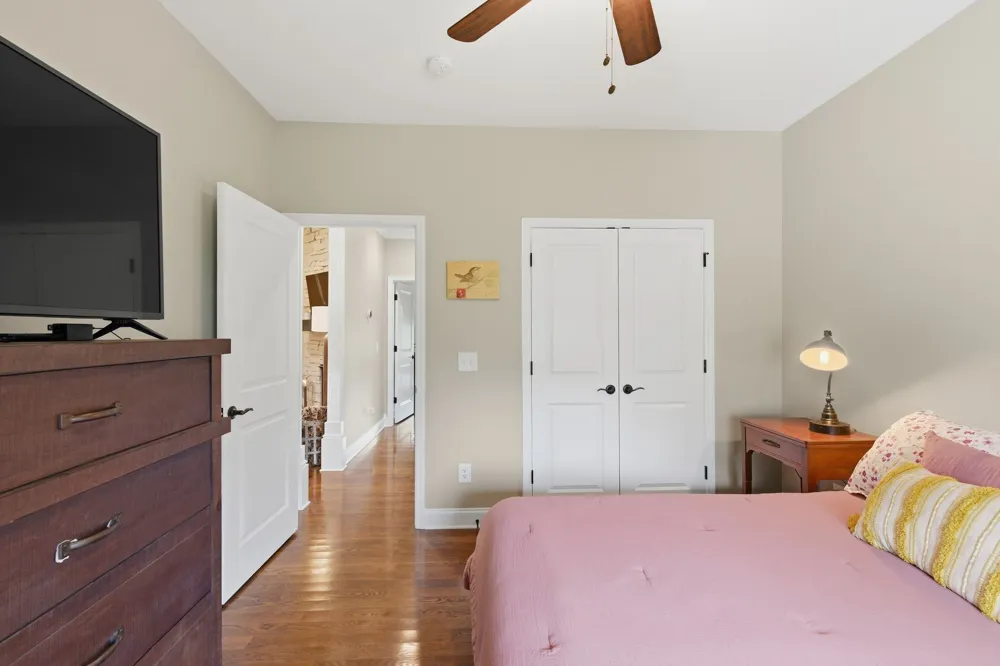 971 Nashs Nook Columbia, TN 38401
