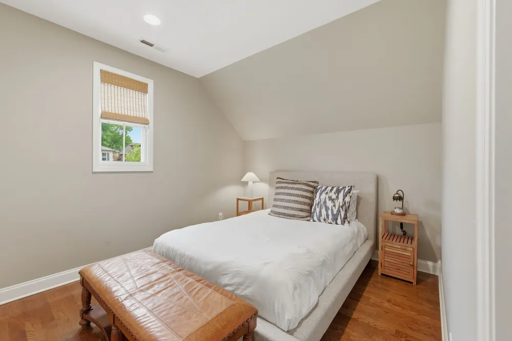 971 Nashs Nook Columbia, TN 38401