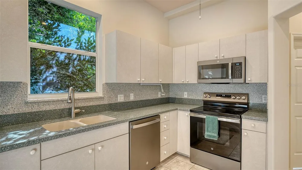 342 MELROSE COURT Venice, FL 34292
