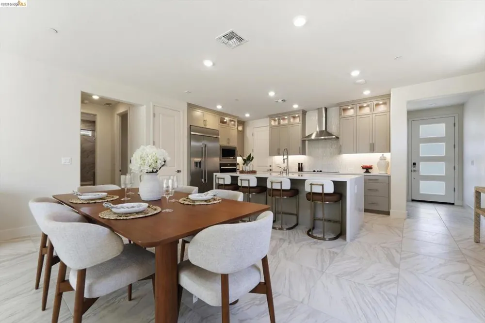 3146 Serena Way Hollister, CA 95023