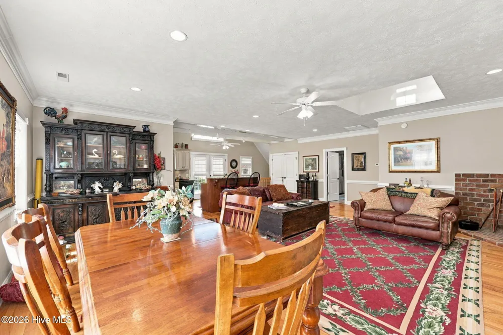 104 Meadows Lane Aberdeen, NC 28315