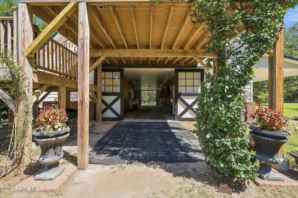 104 Meadows Lane Aberdeen, NC 28315