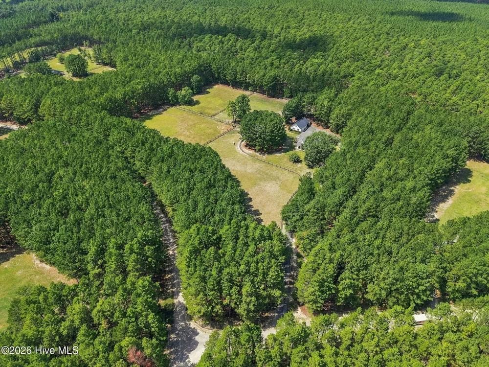 104 Meadows Lane Aberdeen, NC 28315