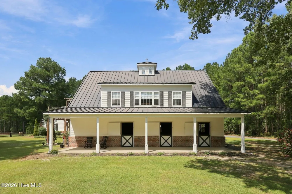 104 Meadows Lane Aberdeen, NC 28315