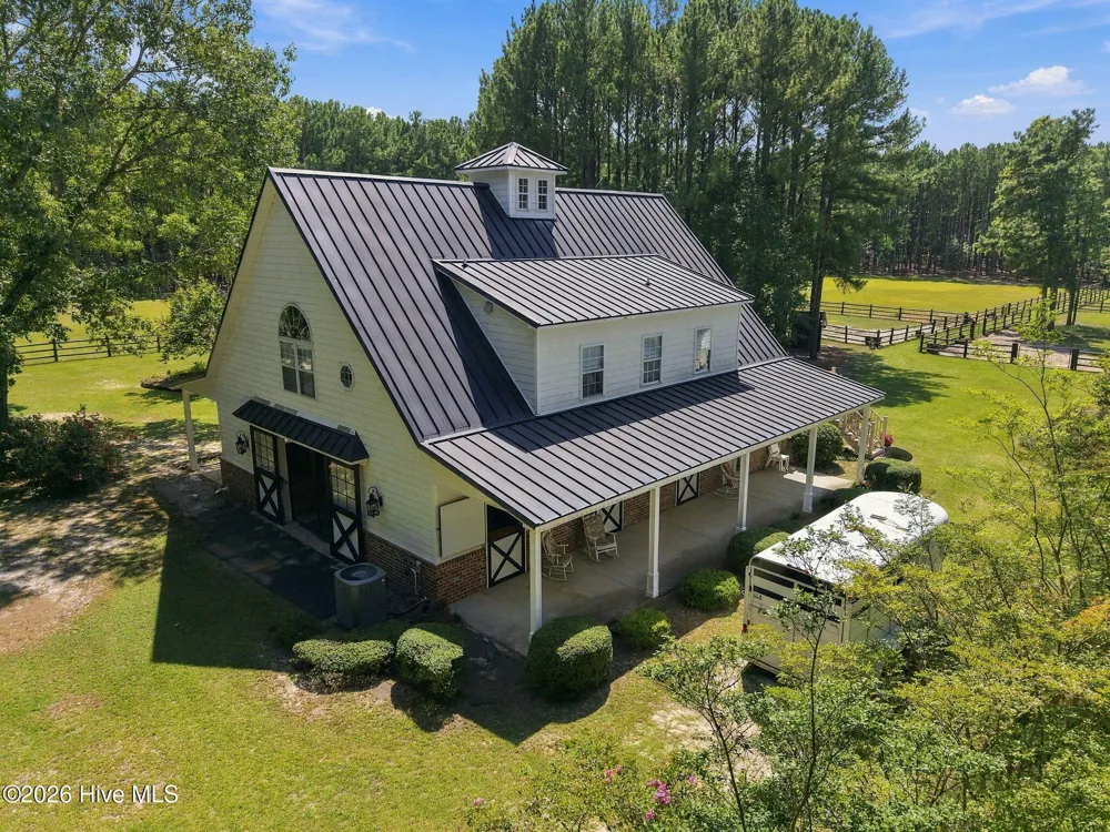 104 Meadows Lane Aberdeen, NC 28315