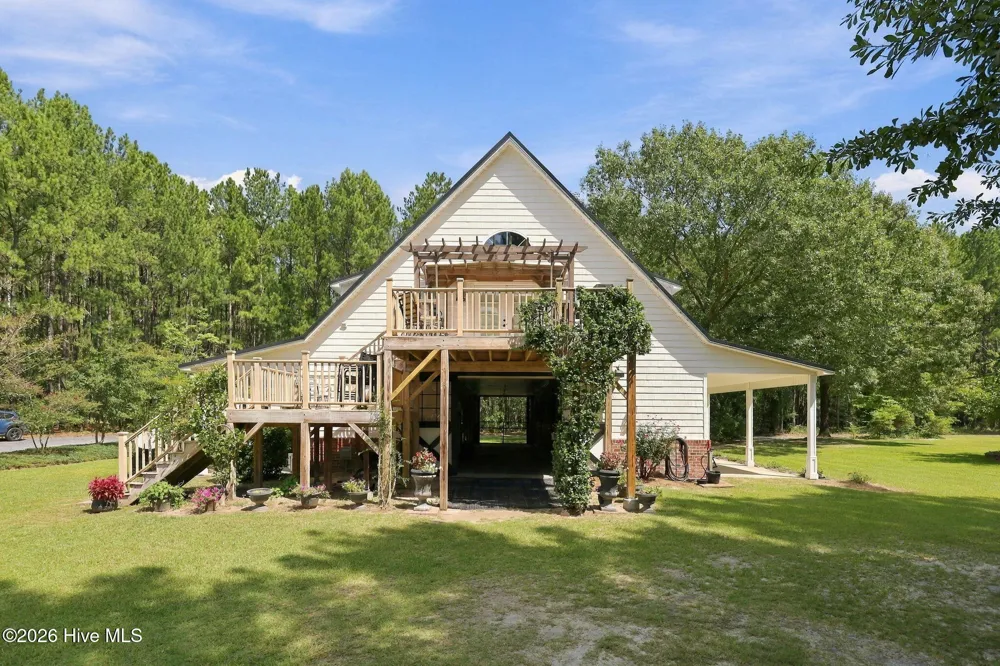 104 Meadows Lane Aberdeen, NC 28315