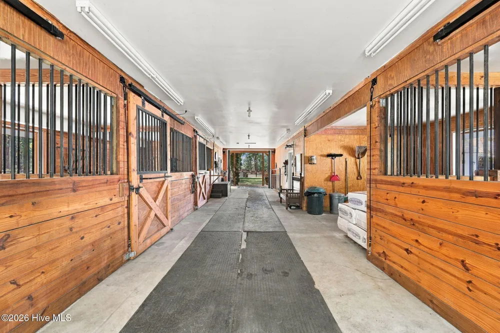 104 Meadows Lane Aberdeen, NC 28315