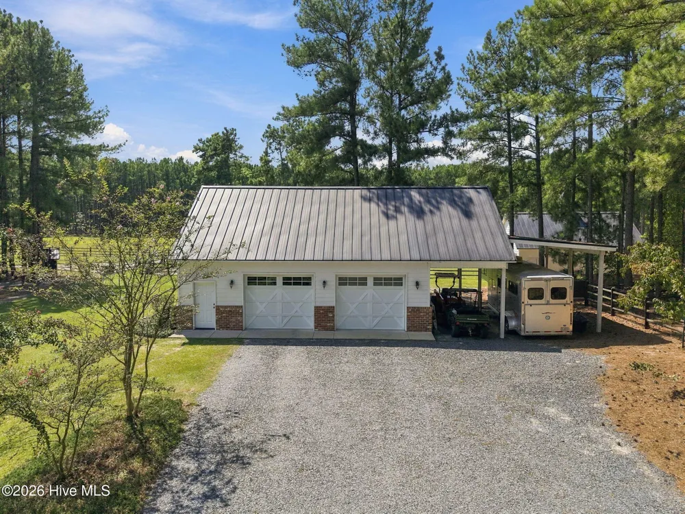 104 Meadows Lane Aberdeen, NC 28315