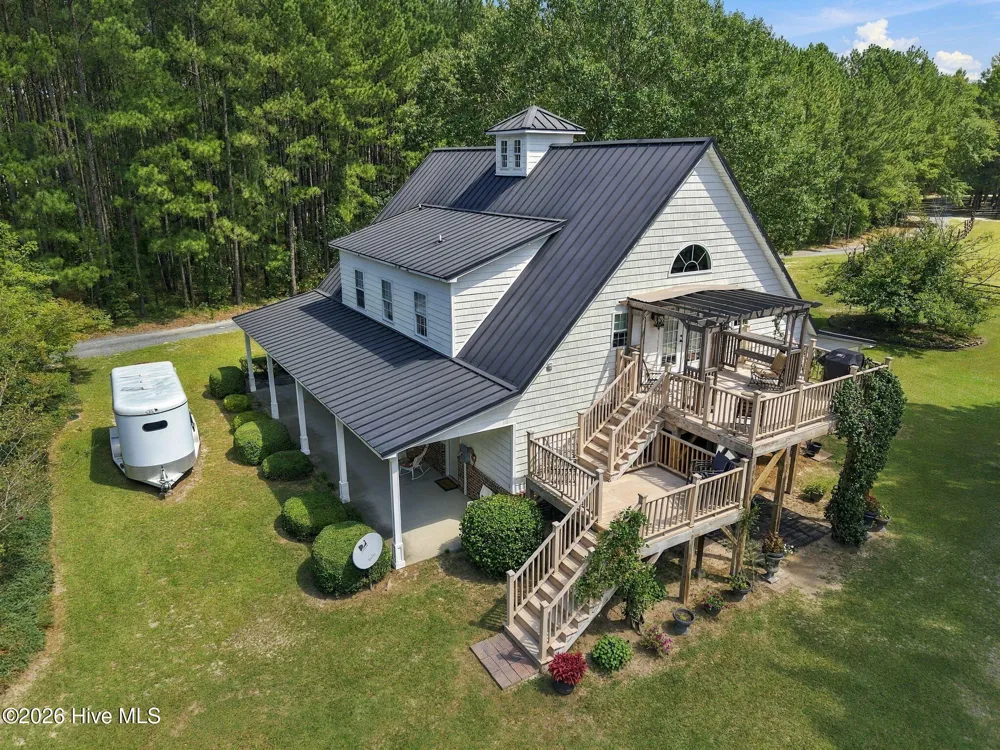 104 Meadows Lane Aberdeen, NC 28315