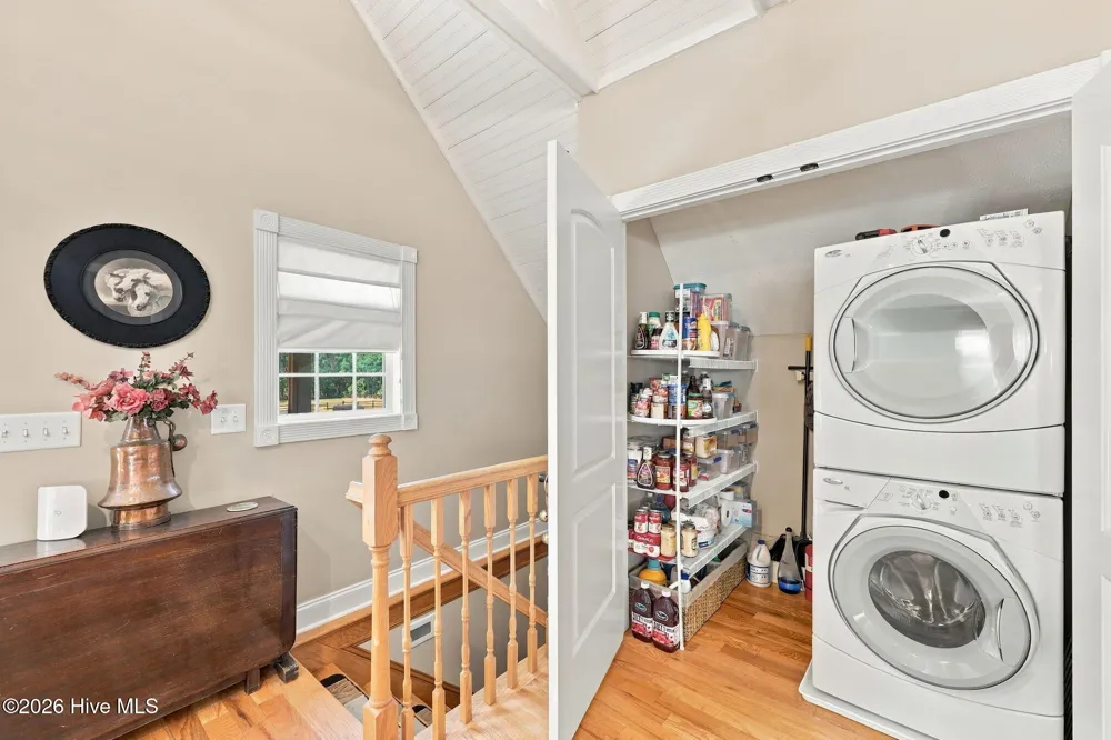 104 Meadows Lane Aberdeen, NC 28315