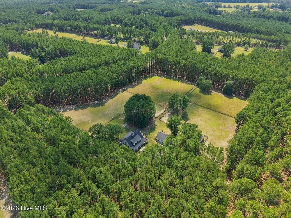 104 Meadows Lane Aberdeen, NC 28315