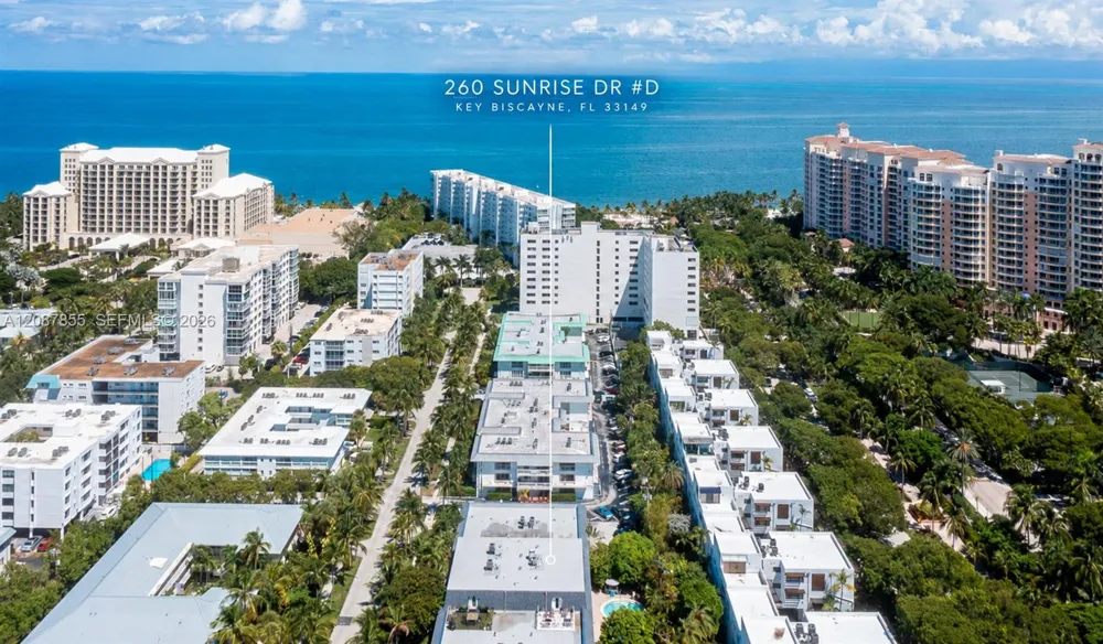 260 Sunrise Dr #D Key Biscayne, FL 33149