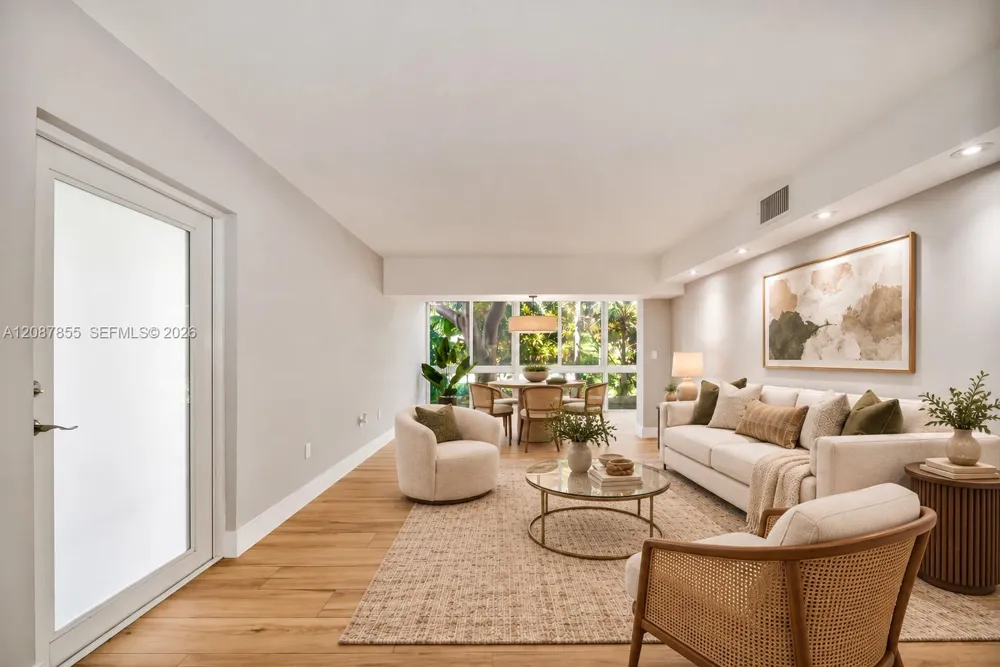 260 Sunrise Dr #D Key Biscayne, FL 33149