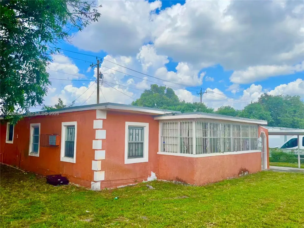 15620 NW 26th Ave Miami Gardens, FL 33054