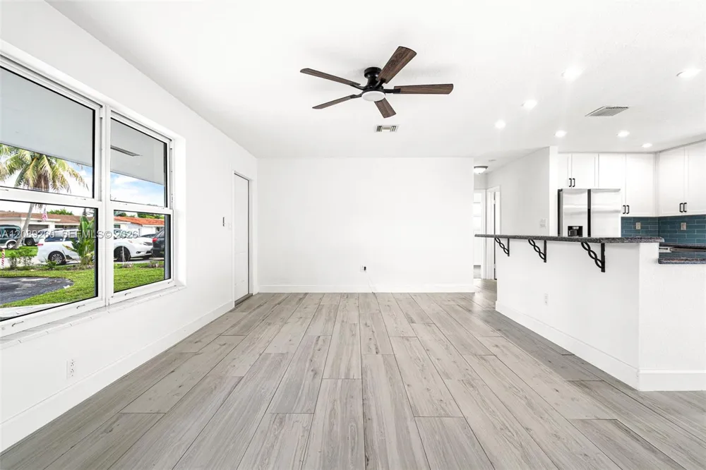 7960 Shalimar St Miramar, FL 33023